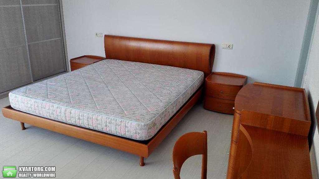 Rent out 3-room apartment. Киев, проспект Соборности — photo 4