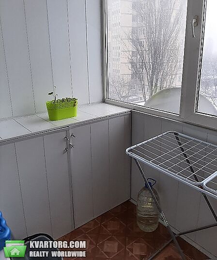 Sell 3-room apartment. Киев,  Порика — photo 9