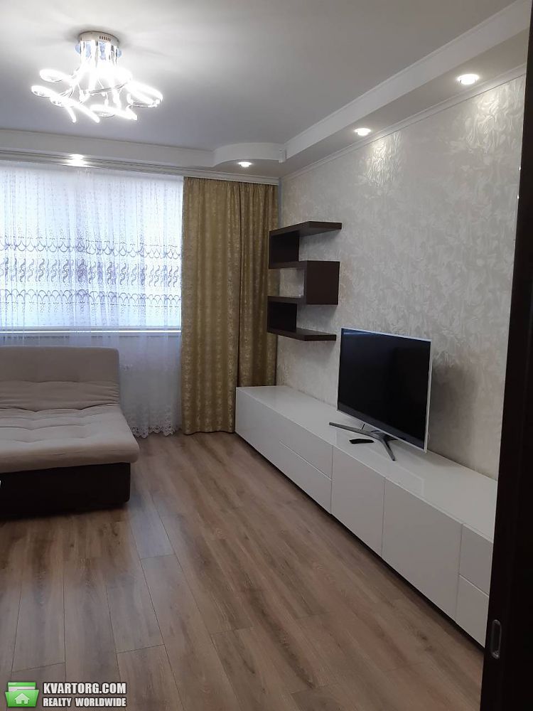 Rent out 2-room apartment. Киев,  Демиевская — photo 7