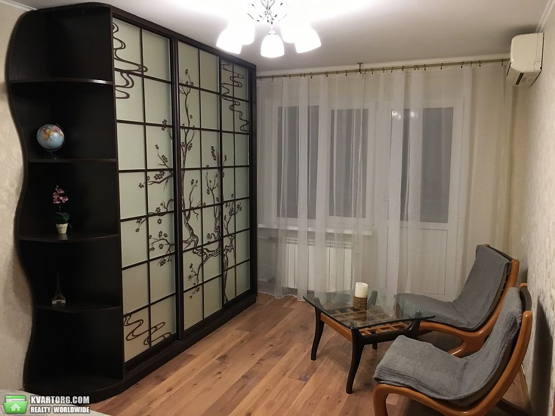 Rent out 2-room apartment. Киев,  Оболонский пр — photo 3