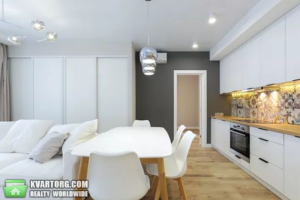 Sell 3-room apartment. Киев,  Липковского — photo 1