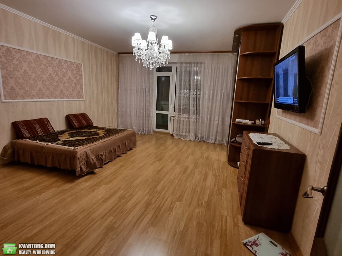 Sell 2-room apartment. Обухов,  Сосновая — photo 1