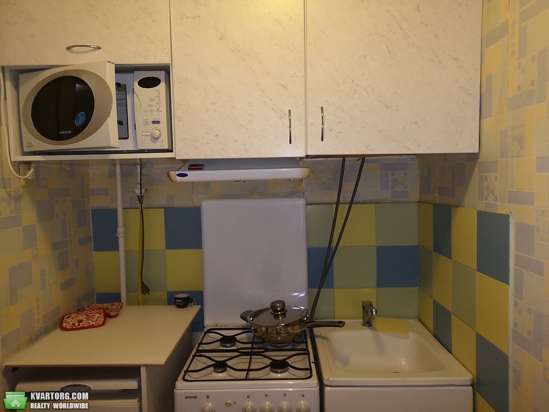 Rent out 1-room apartment. Киев,  Краснопольская — photo 3