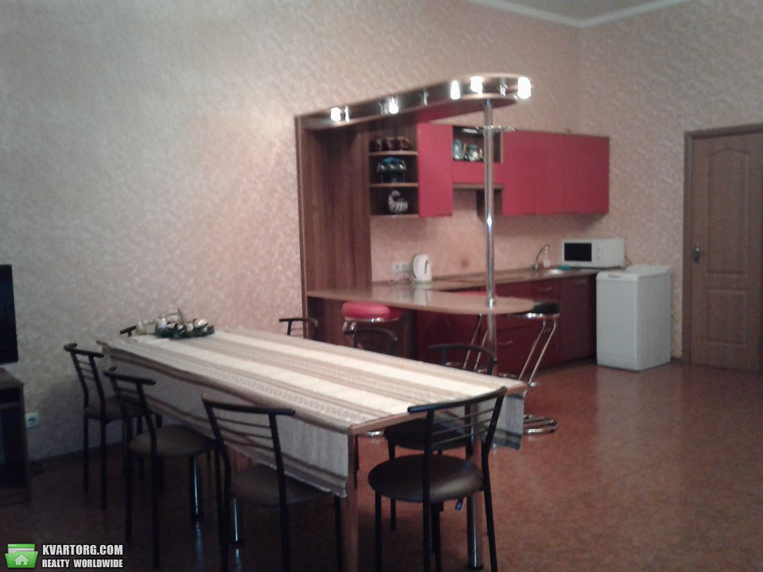 Sell 2-room apartment. Киев,  Богдана Хмельницкого — photo 2