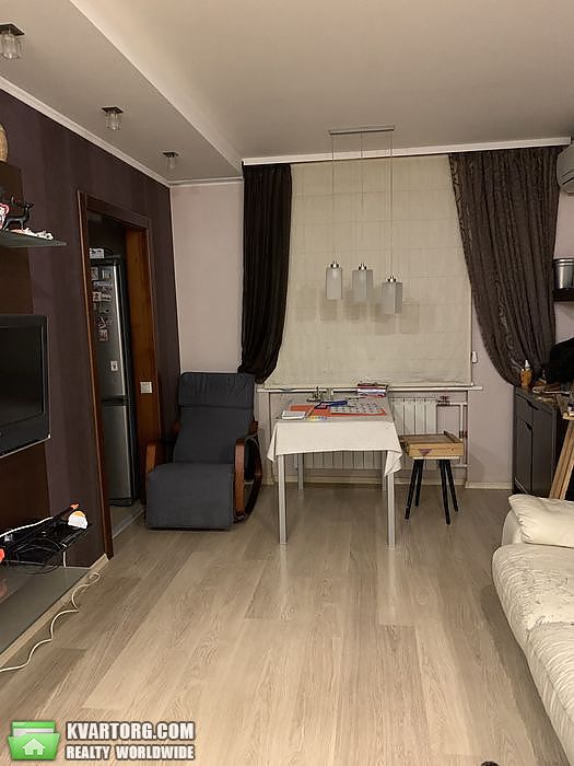 Sell 4-room apartment. Харьков, Людвига Свободы — photo 1