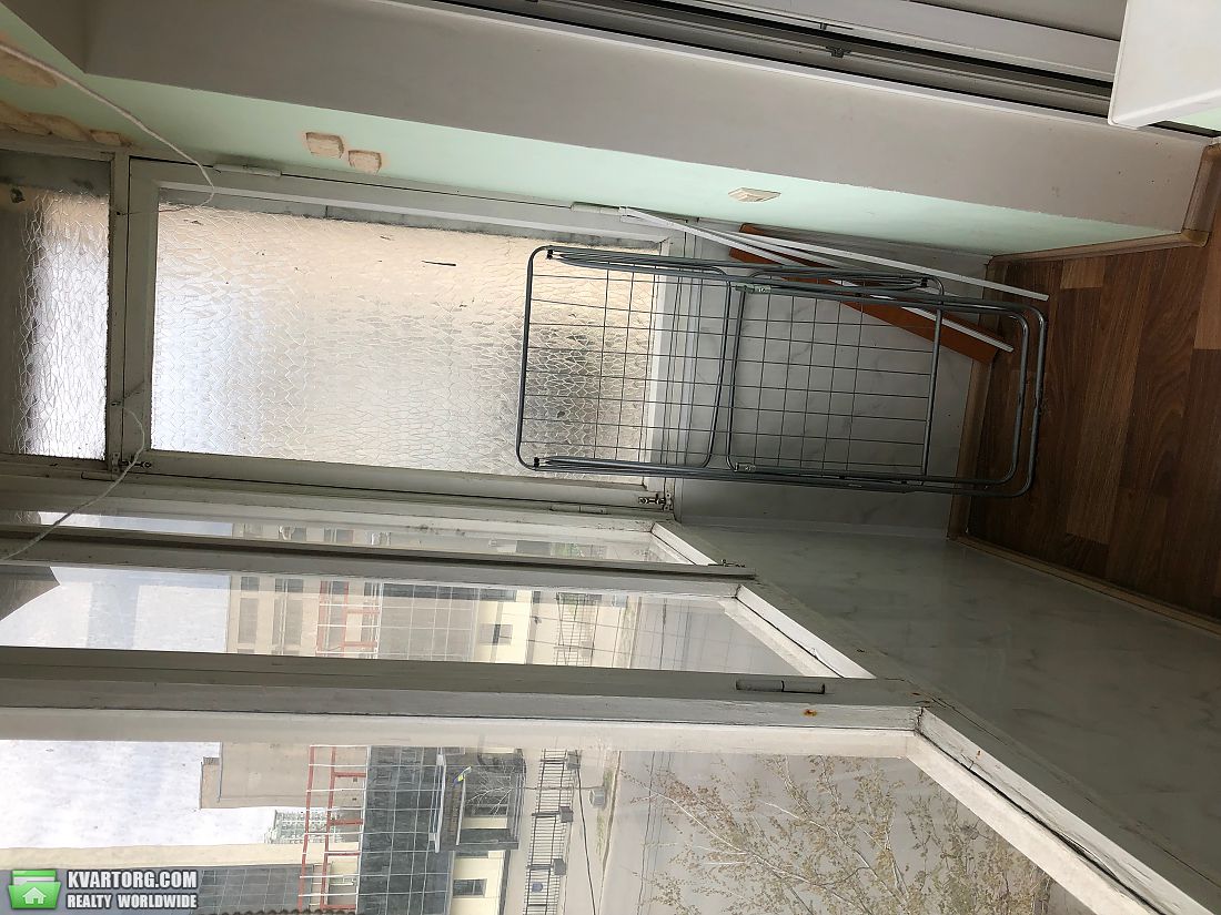 Sell 2-room apartment. Киев,  Соломенская — photo 9