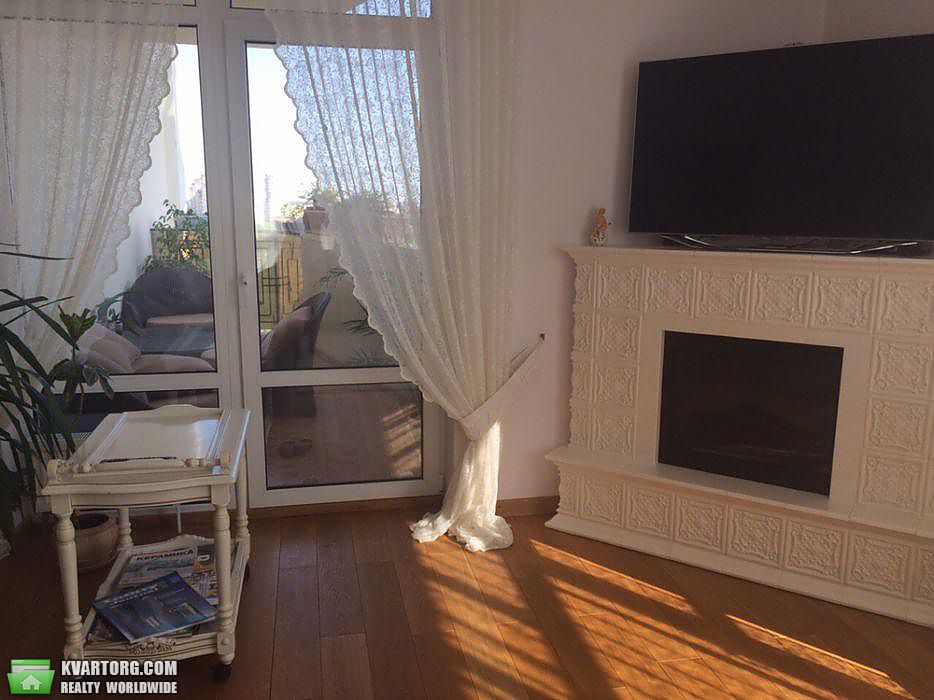 Rent out 4-room apartment. Киев,  Шамрыло — photo 1