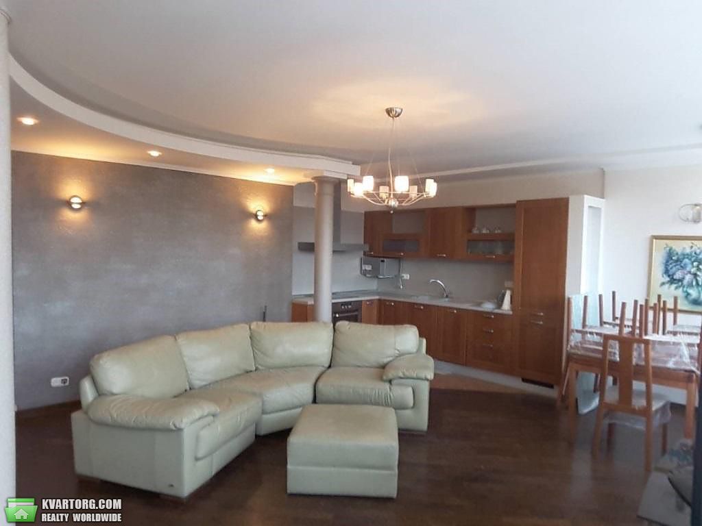 Rent out 4-room apartment. Киев,  Вернадского бул — photo 1