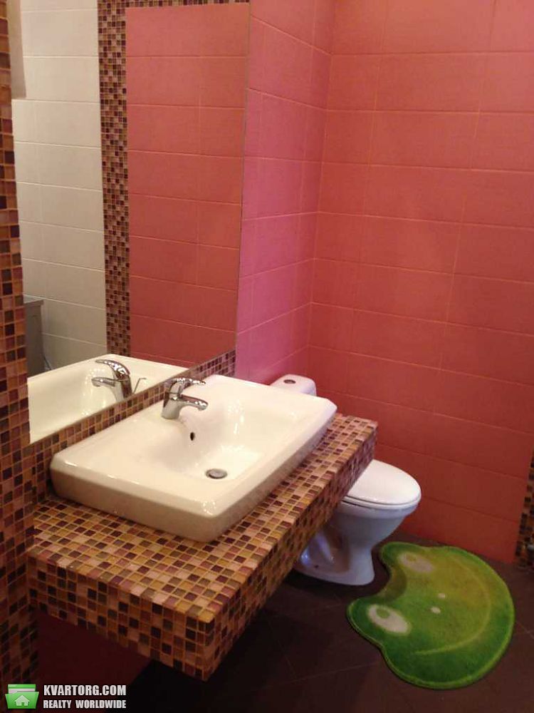 Rent out 2-room apartment. Киев, Щорса — photo 8