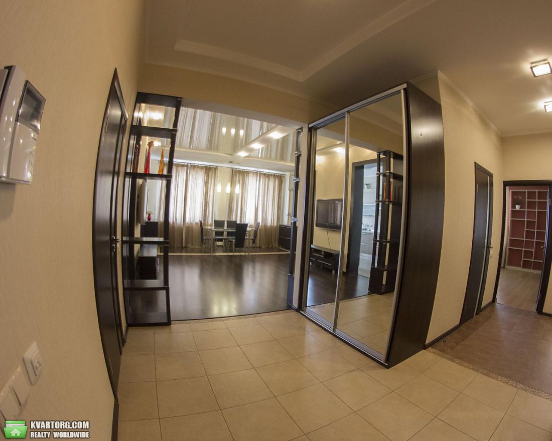 Rent out 3-room apartment. Киев, Срибнокильская — photo 10