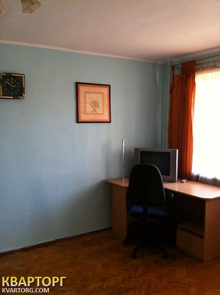 Sell 1-room apartment. Киев,  Воссоединения — photo 4