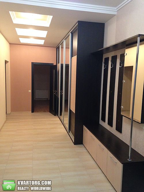 Rent out 3-room apartment. Киев,  Лабораторный пер — photo 7