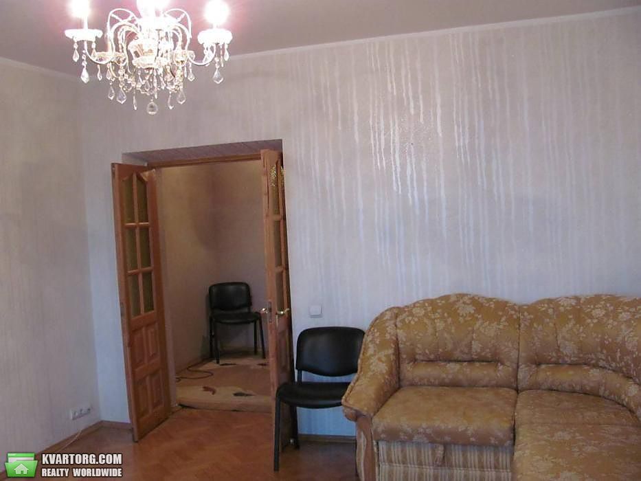 Rent out 3-room apartment. Киев,  Кутузова — photo 4