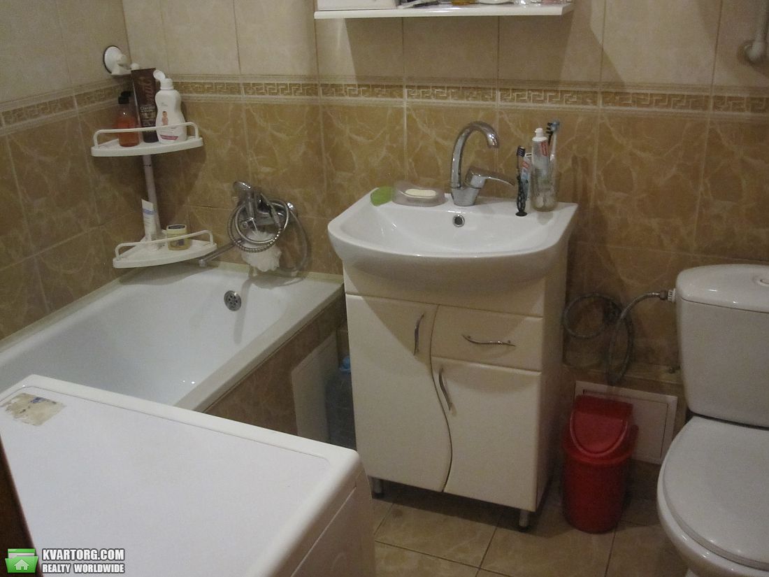 Rent out 2-room apartment. Одесса, Заболотного — photo 1