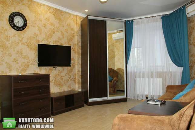 Rent out 1-room apartment. Харьков,  Есенина — photo 1