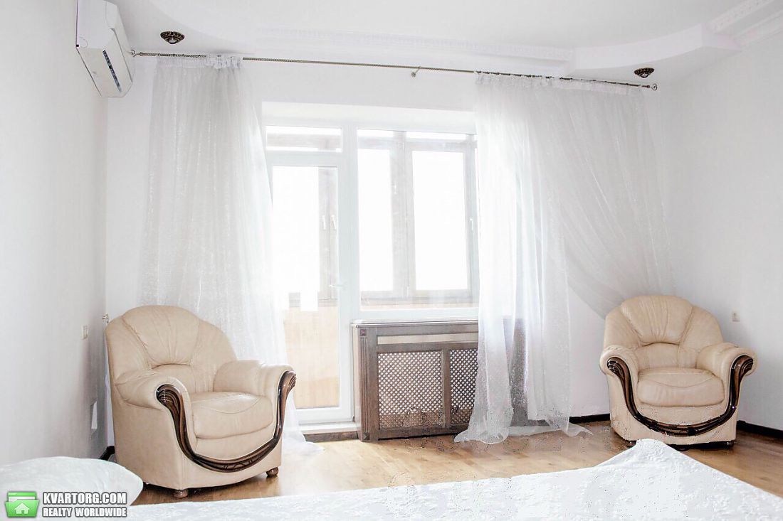 Rent out 1-room apartment. Одесса, Сренефонтанская — photo 3