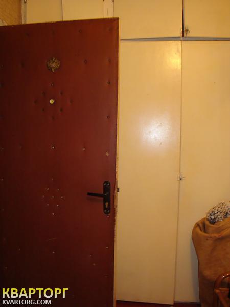 Rent out 1-room apartment. Киев,  Данькевича — photo 1