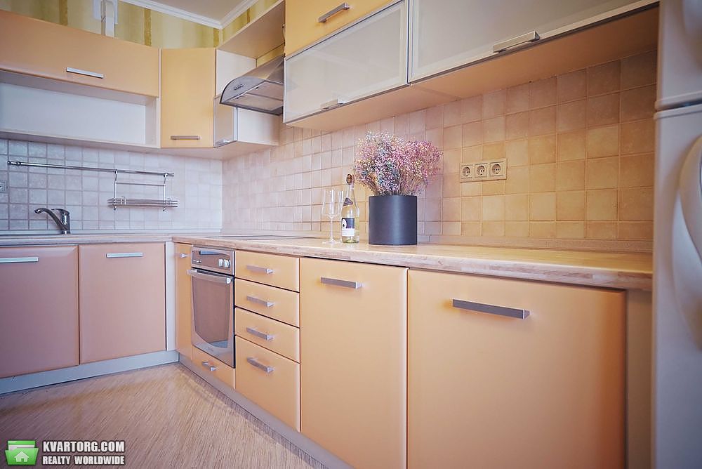 Sell 3-room apartment. Киев,  Харьковское шоссе — photo 2