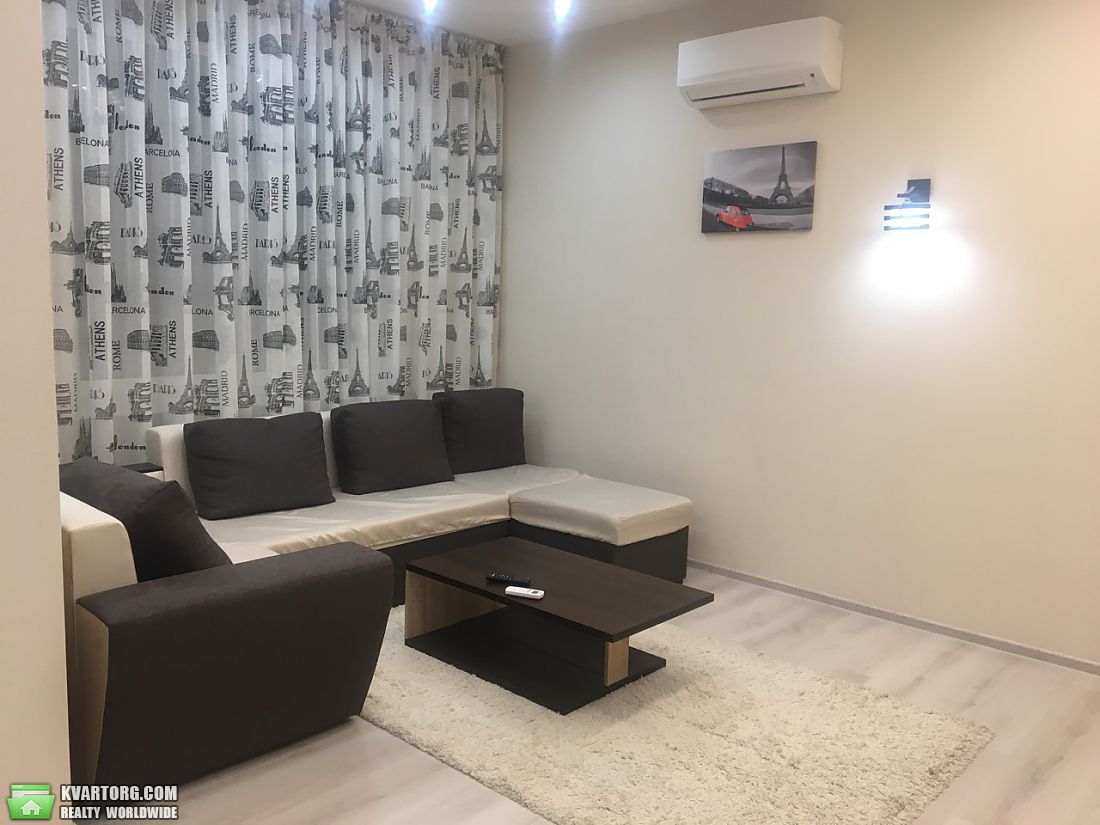 Rent out 2-room apartment. Киев,  Оболонский пр — photo 5