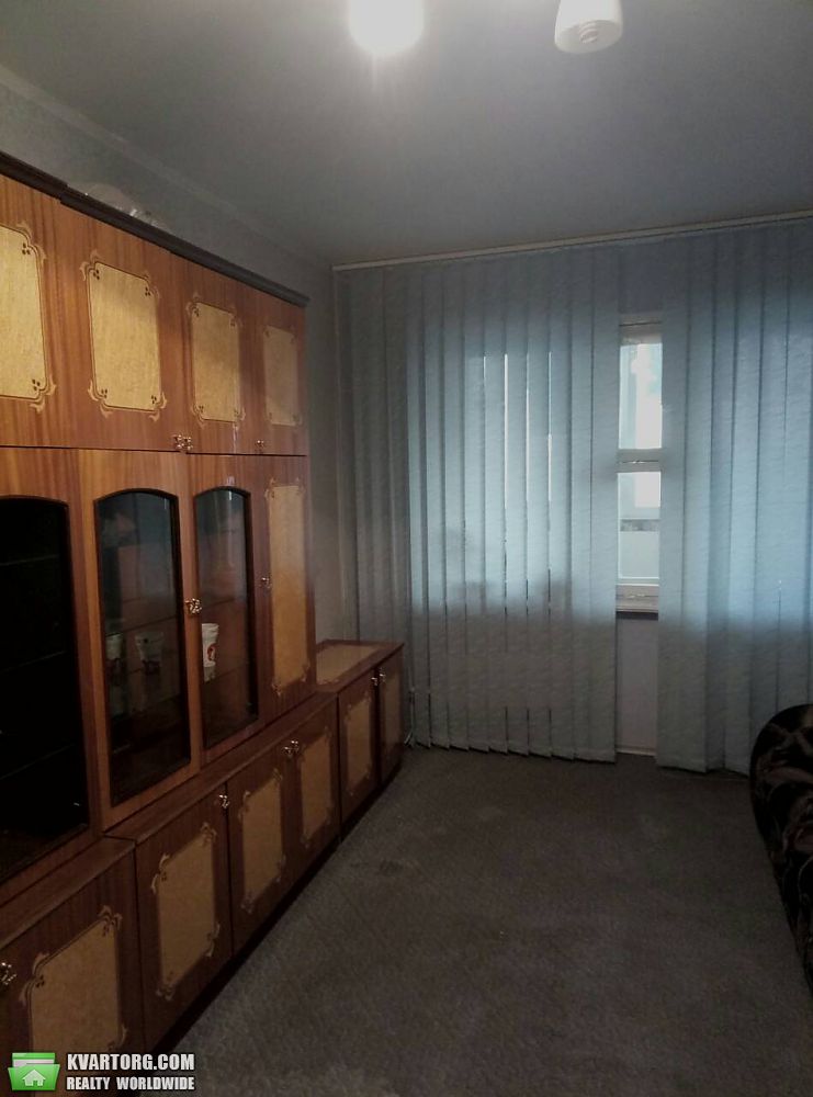 Rent out 2-room apartment. Киев, Лисковская — photo 2