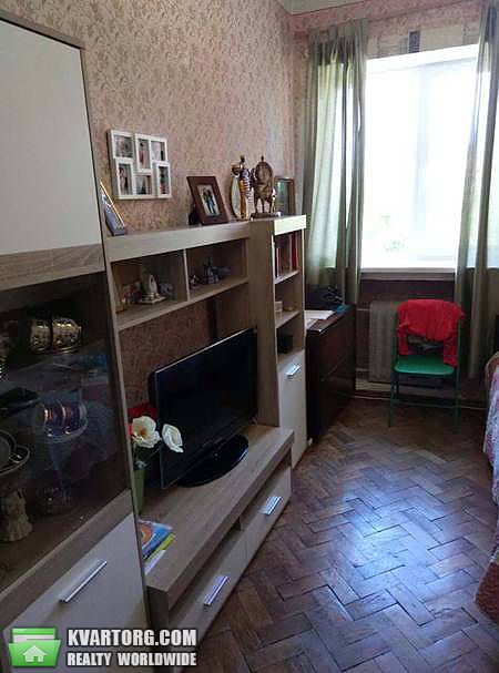 Sell 3-room apartment. Киев,  Богдана Хмельницкого — photo 2