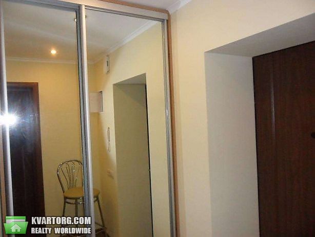 Rent out 1-room apartment. Киев,  Соломенская — photo 5