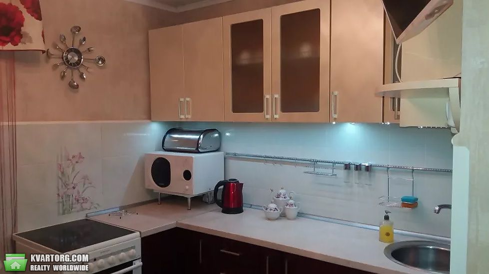 Rent out 1-room apartment. Киев,  Днепровская наб — photo 5