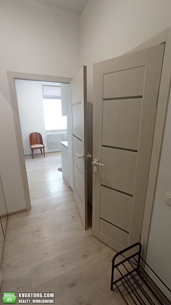 Rent out 1-room apartment. Киев, Залізнична — photo 9
