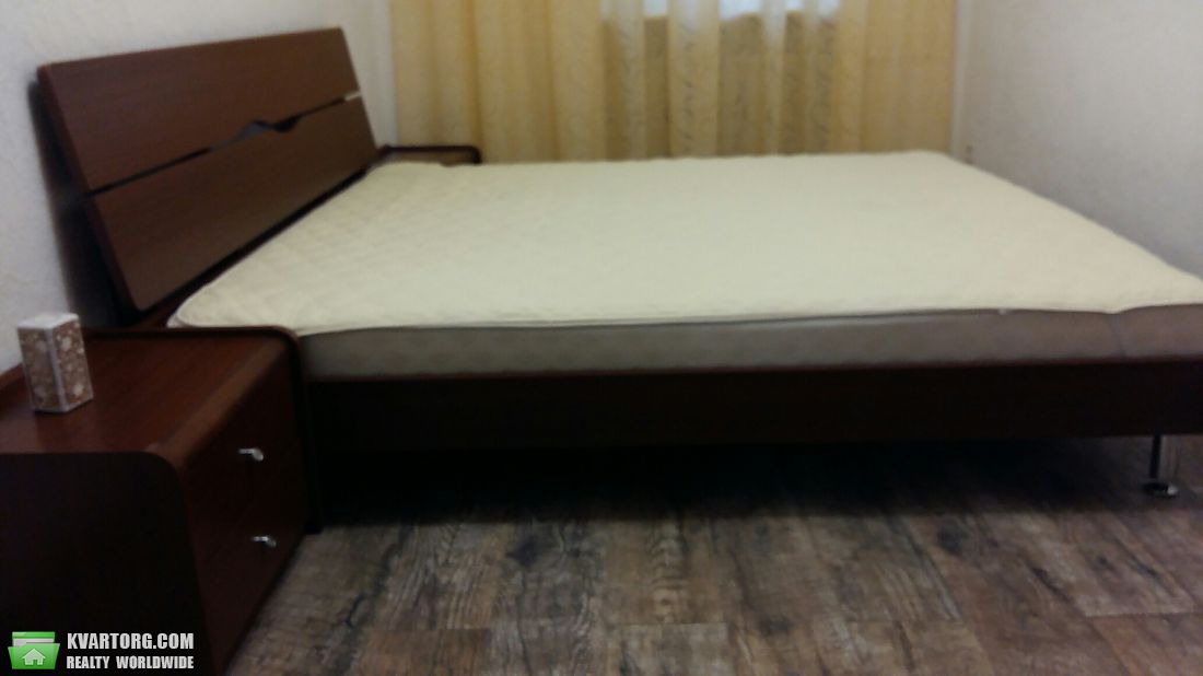 Rent out 2-room apartment. Днепропетровск, Комсомольская — photo 6