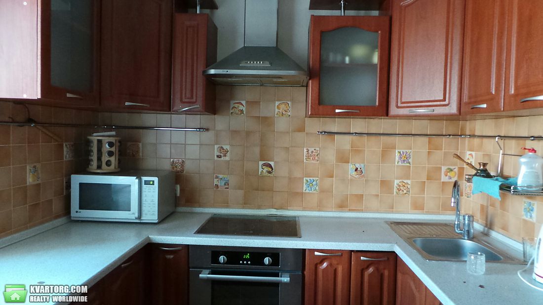 Rent out 3-room apartment. Киев,  Бальзака — photo 1