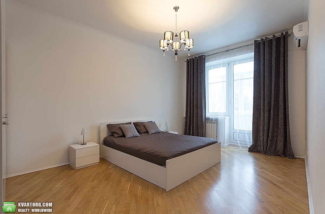 Rent out 3-room apartment. Киев,  Мечникова — photo 3