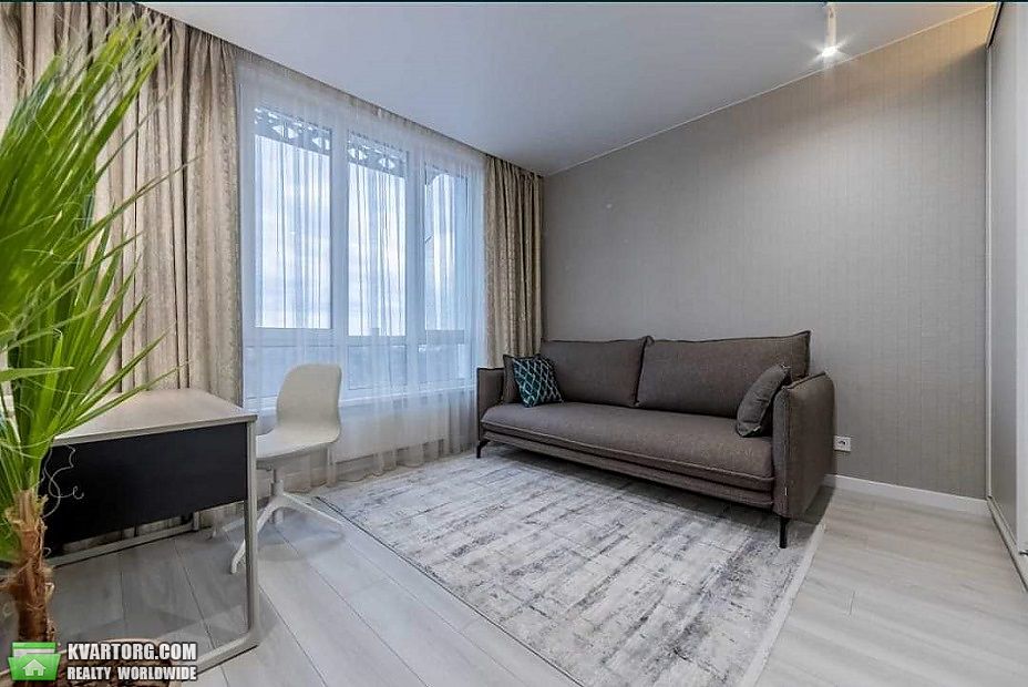 Sell 4-room apartment. Киев,  Киквидзе — photo 3