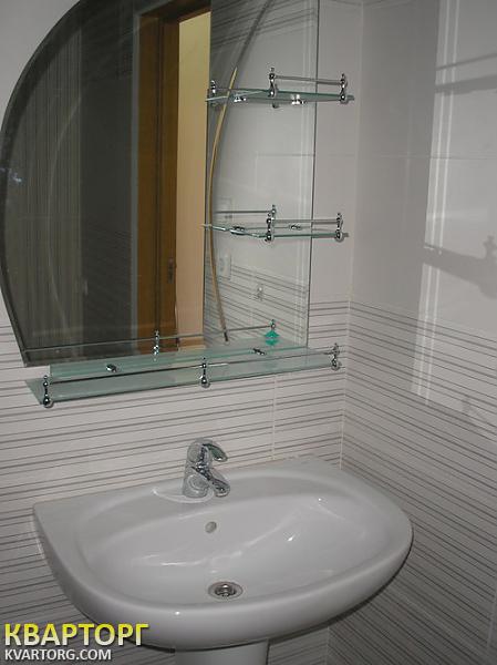 Rent out 1-room apartment. Киев,  Героев Сталинграда пр — photo 9