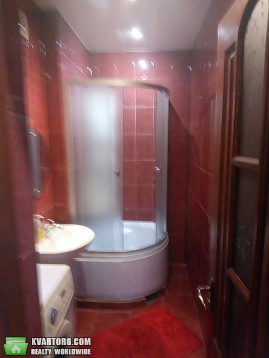 Rent out 2-room apartment. Киев,  Большая Васильковская — photo 4