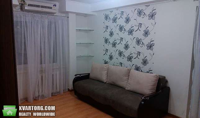 Rent out 2-room apartment. Киев,  Оболонский пр — photo 1
