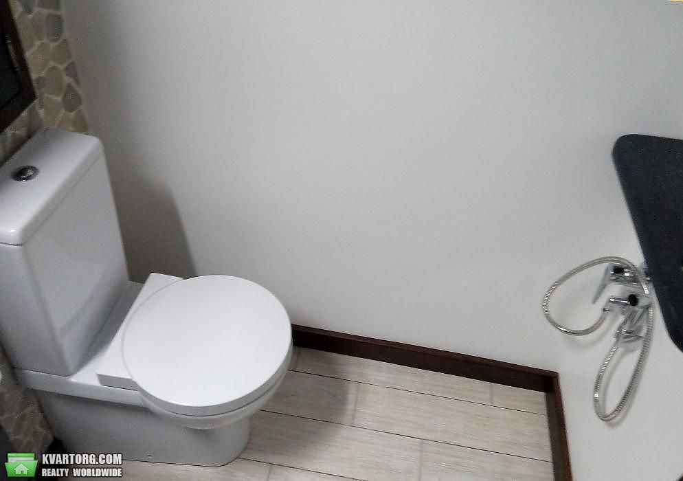 Rent out 2-room apartment. Киев,  Леси Украинки бул — photo 10