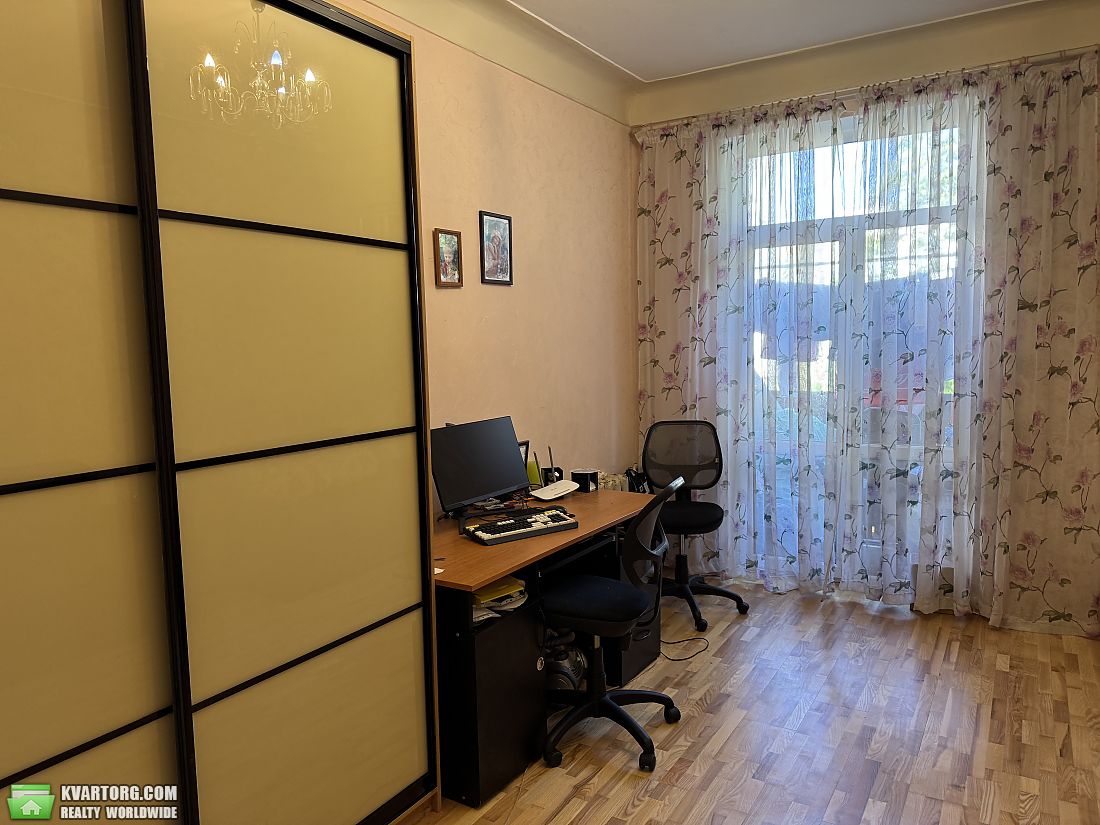 Rent out 2-room apartment. Киев,  Голосеевский пр — photo 2
