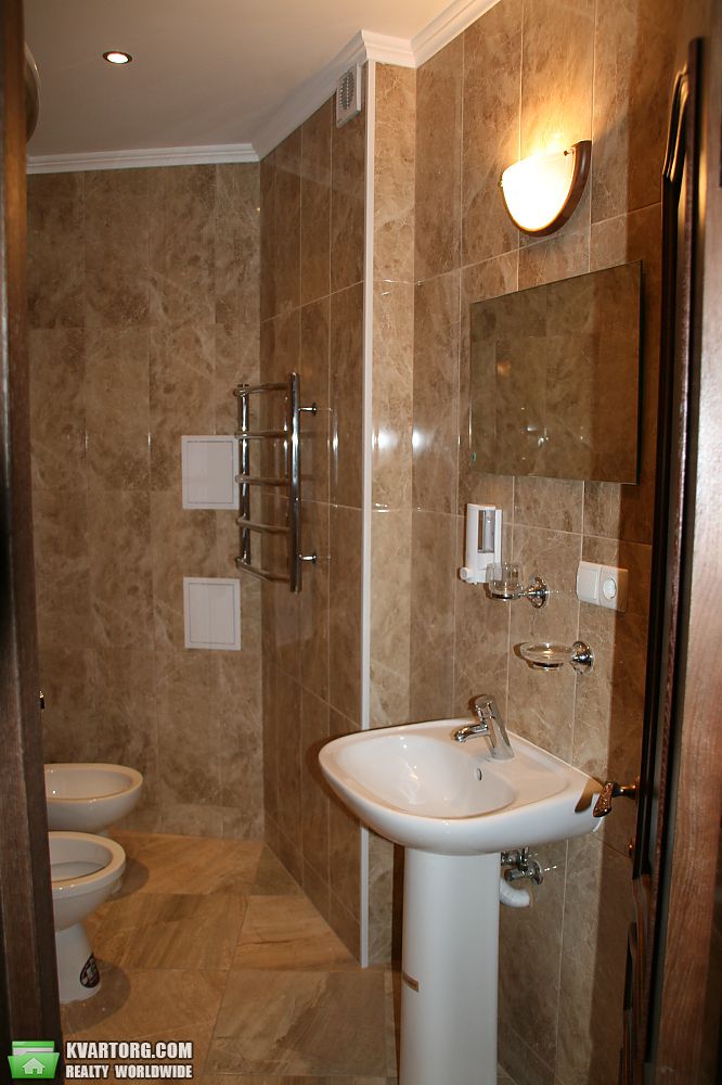 Rent out 3-room apartment. Киев, Урицкого — photo 8