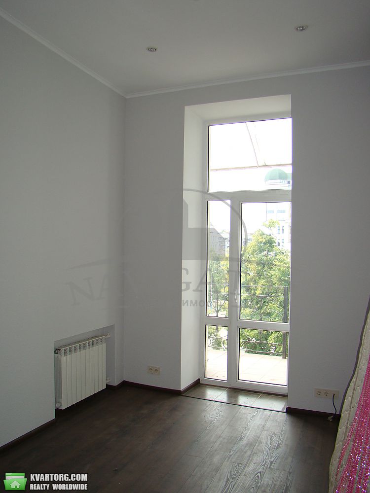 Sell 1-room apartment. Киев,  Владимирская — photo 2