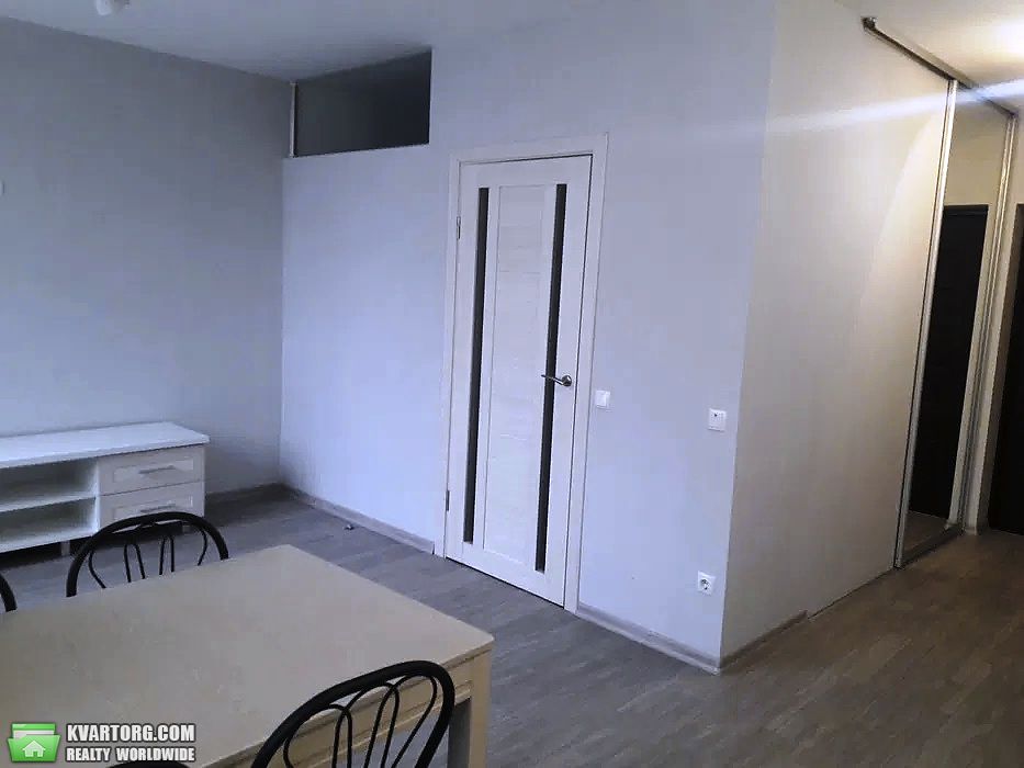 Rent out 1-room apartment. Львов, Шевченка — photo 3
