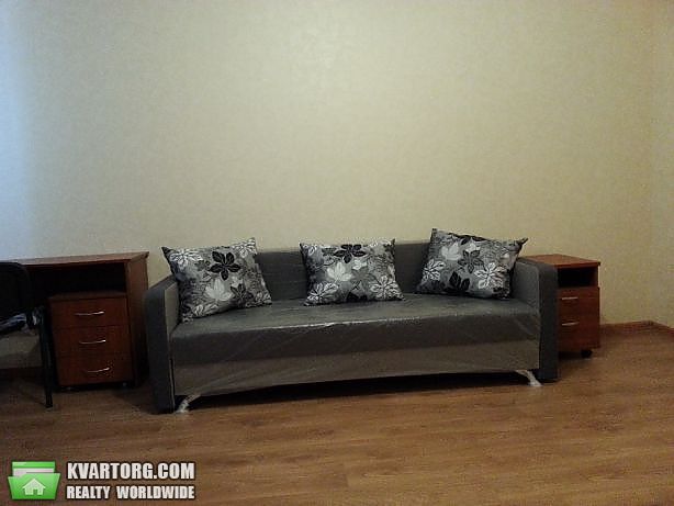Rent out 1-room apartment. Киев,  Метрологическая — photo 4