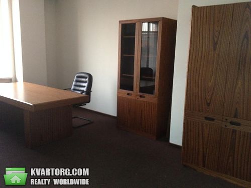 Rent out office. Киев, Жилянская — photo 3