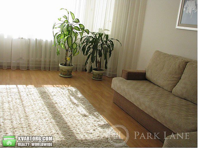 Sell 2-room apartment. Киев,  Бажана — photo 1