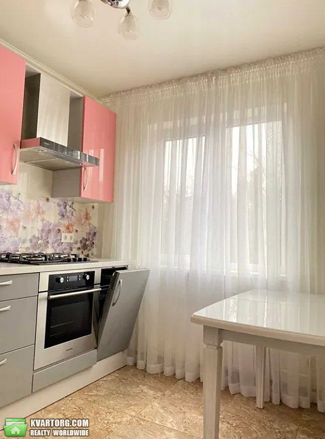 Rent out 2-room apartment. Киев, Васильківська — photo 6