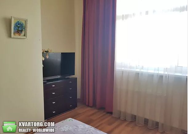 Rent out 3-room apartment. Киев,  Антоновича — photo 3