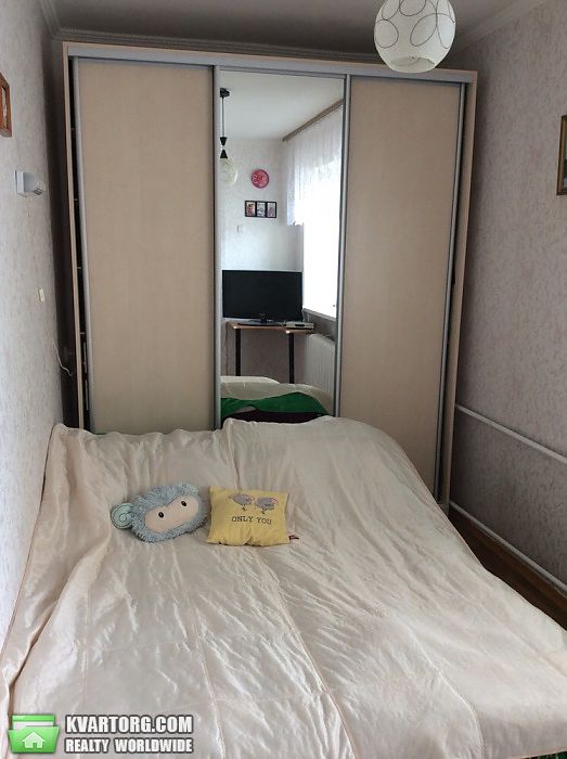 Sell 2-room apartment. Киев,  Еленовская — photo 2