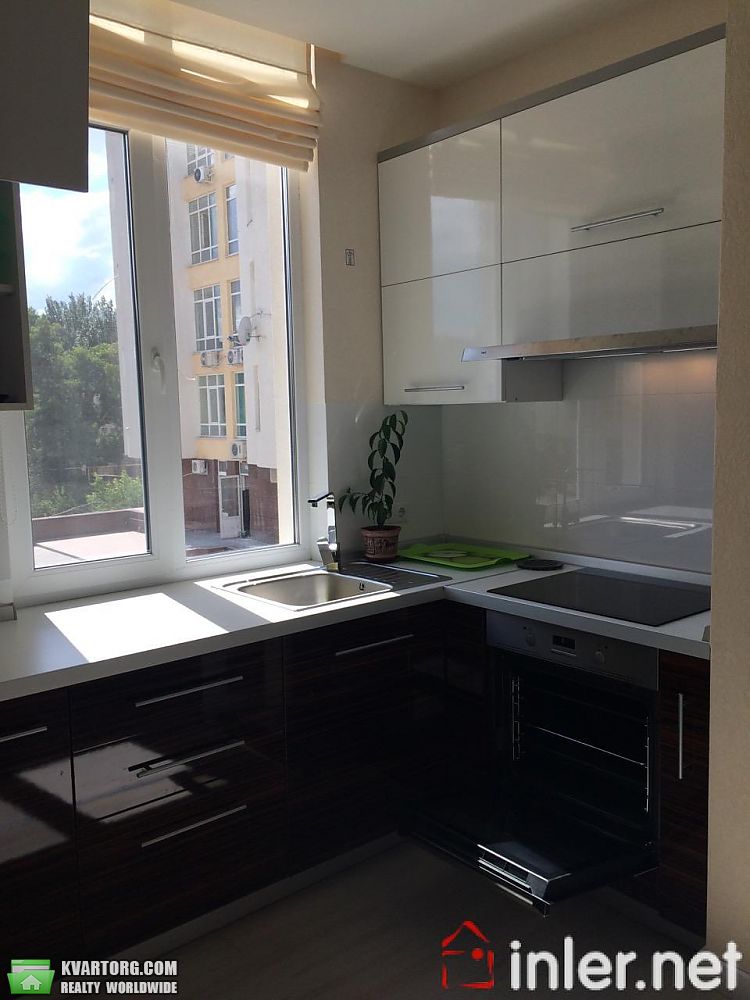 Rent out 2-room apartment. Одесса, Французский бульвар — photo 3