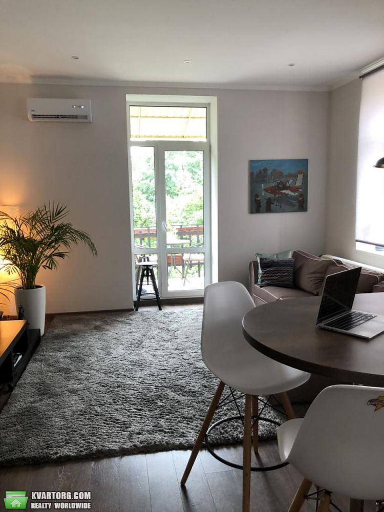 Rent out 3-room apartment. Киев,  Гончара — photo 3