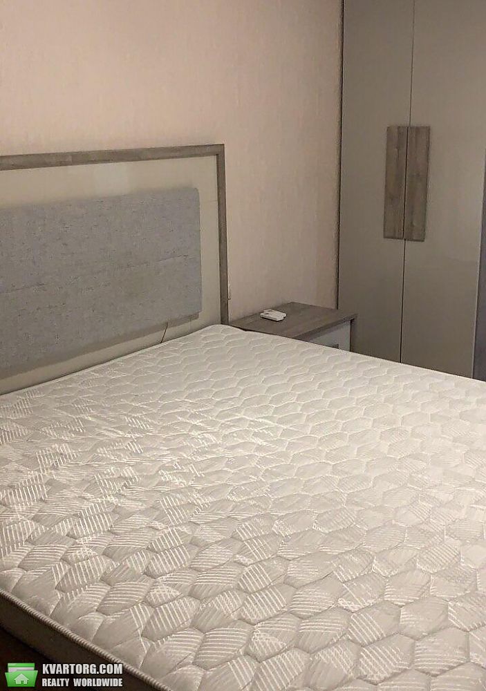 Rent out 2-room apartment. Киев,  Саперное поле — photo 3