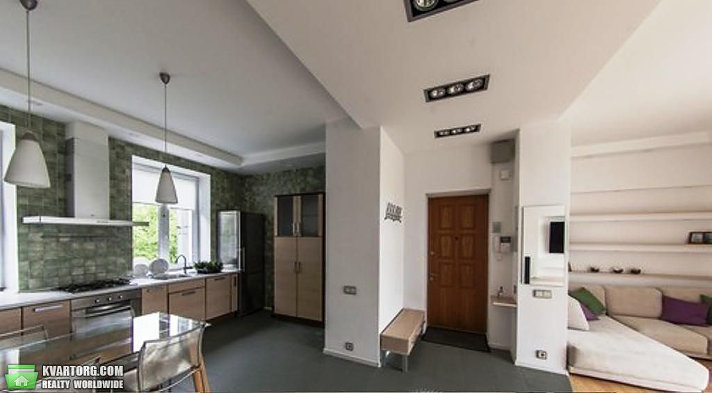 Rent out 2-room apartment. Киев,  Мазепы — photo 2